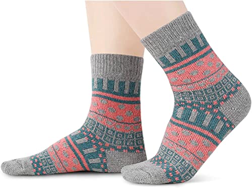 5 Pairs Women Wool Socks, Warm Socks Cabin Socks Nordic Socks, Vintage Socks, Thick Knit Cozy Winter Socks for Women Gifts for Her